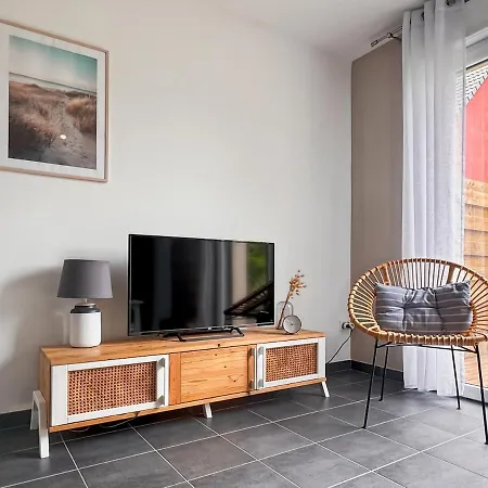 Les Paquerettes, Jardin, Garage, Parking Gratuit Vakantiehuis *